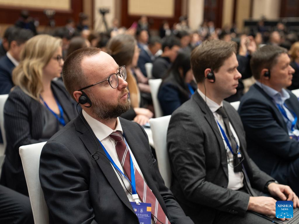 5cf5c0f6dcc440fb841a16deca6dd885.jpg 5cf5c0f6dcc440fb841a16deca6dd885.jpg